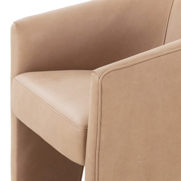 Fae Lounge Chair