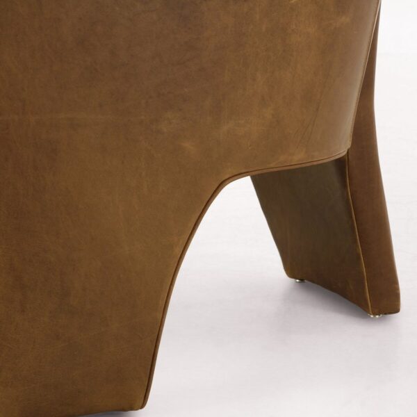 Fae Lounge Chair