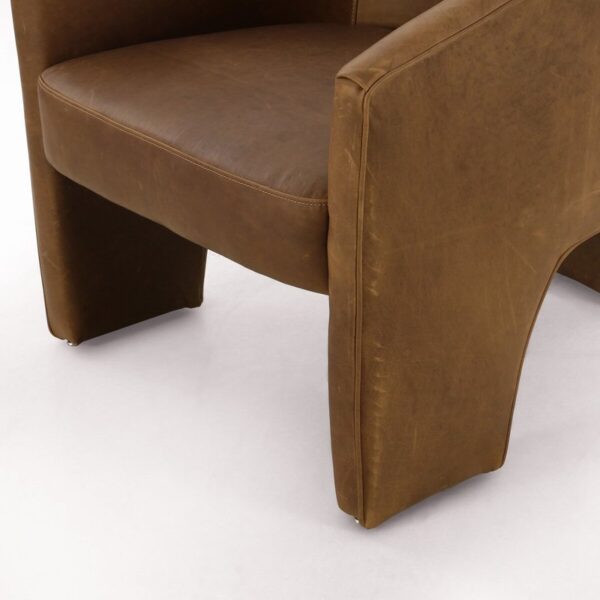 Fae Lounge Chair