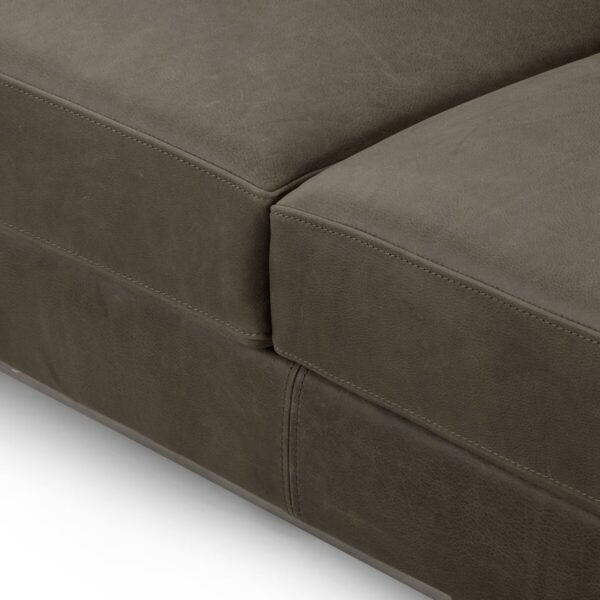 Vanna Sofa