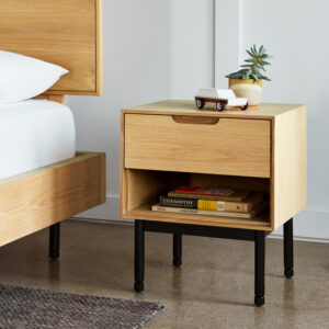 MUNRO END TABLE