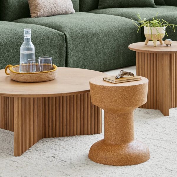 TROPHY TABLE - CORK HONEY